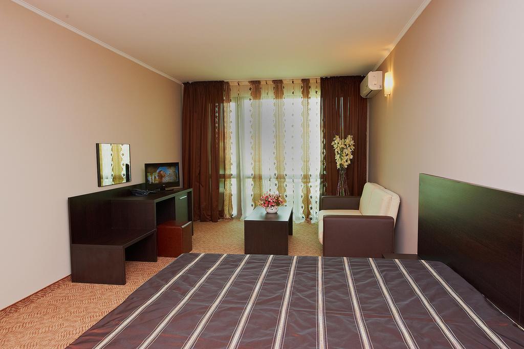 Central Plaza Pomorie Kamer foto